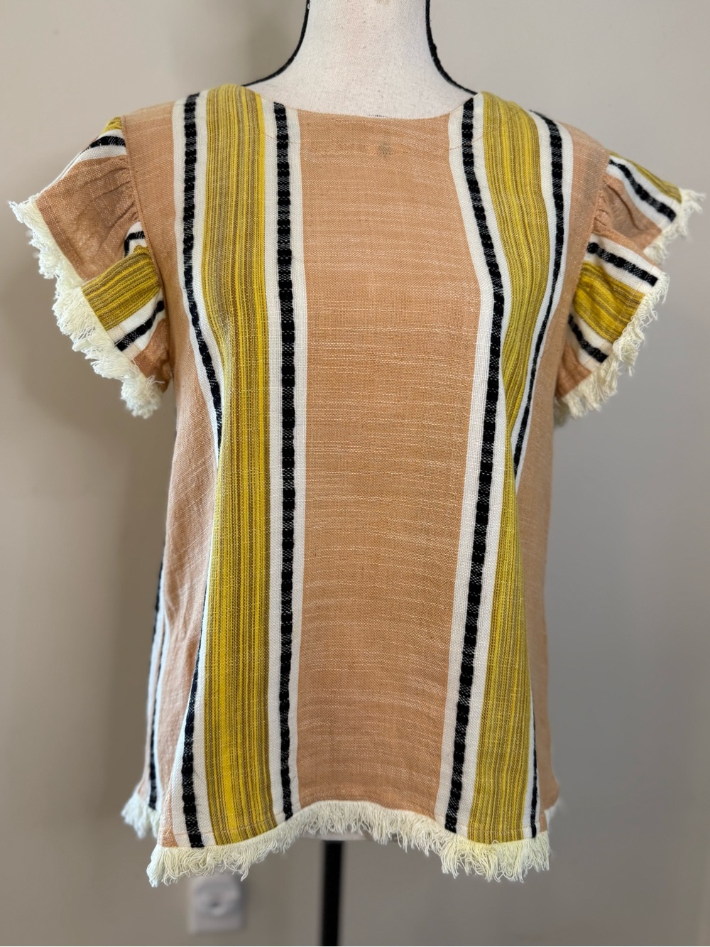 pants store boho neutral stripe short sleeve top raw hem XS
